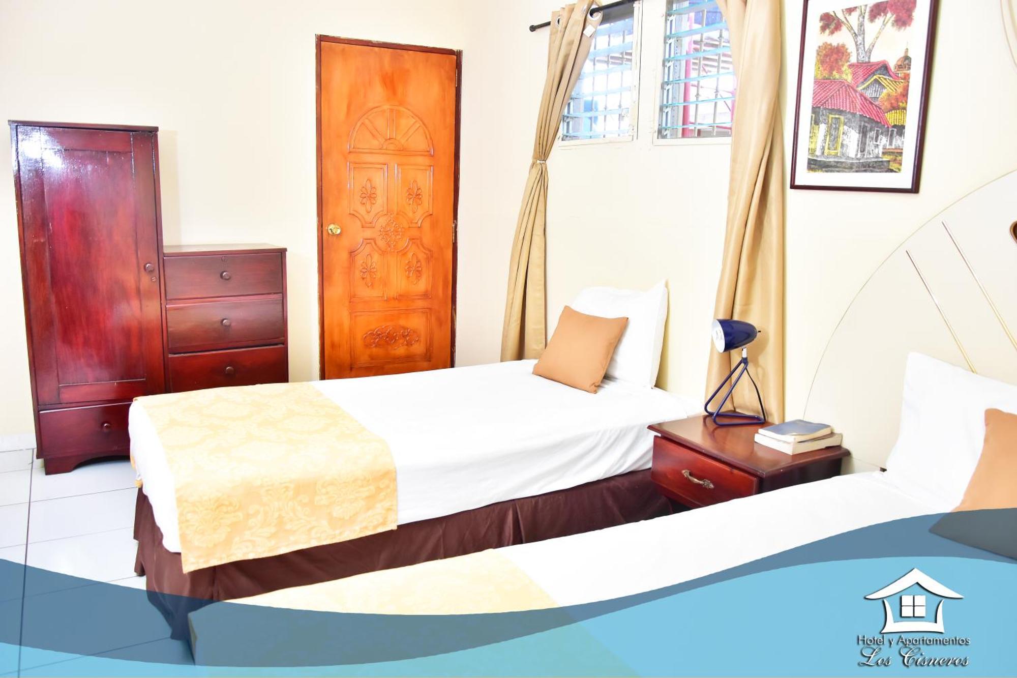 Hotel Y Apartments Los Cisneros Managua Phòng bức ảnh
