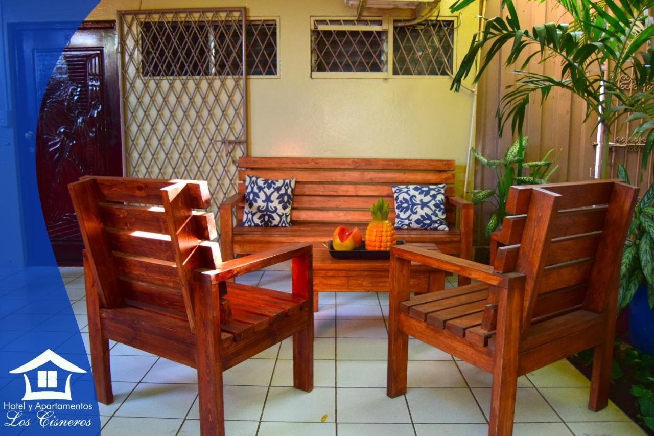 Hotel Y Apartments Los Cisneros Managua Ngoại thất bức ảnh